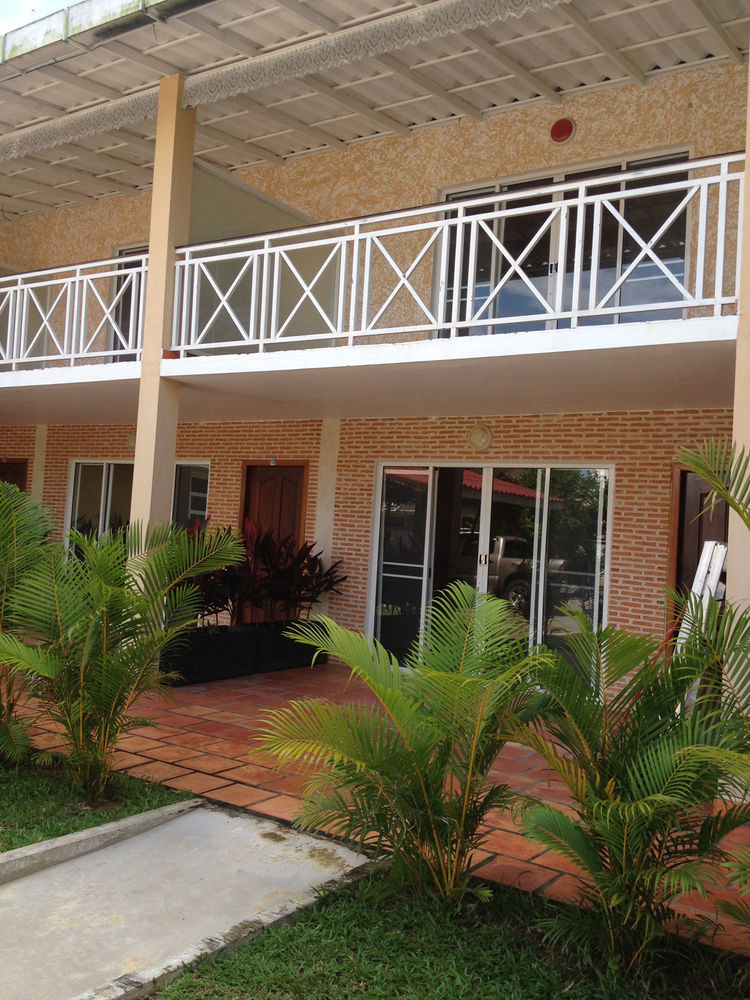 French Garden Resort Сиануквиль Экстерьер фото