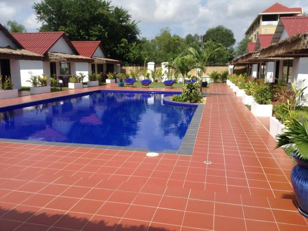 French Garden Resort Сиануквиль Экстерьер фото